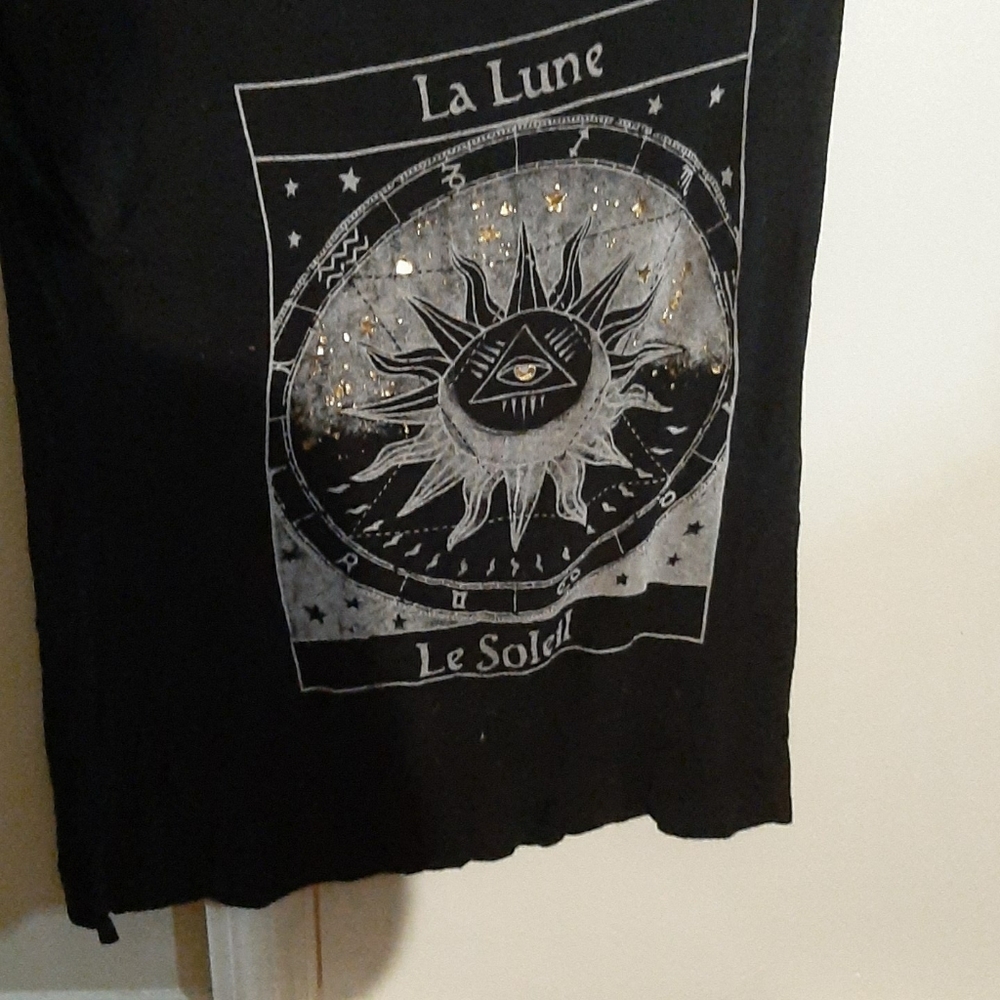Tee shirt
